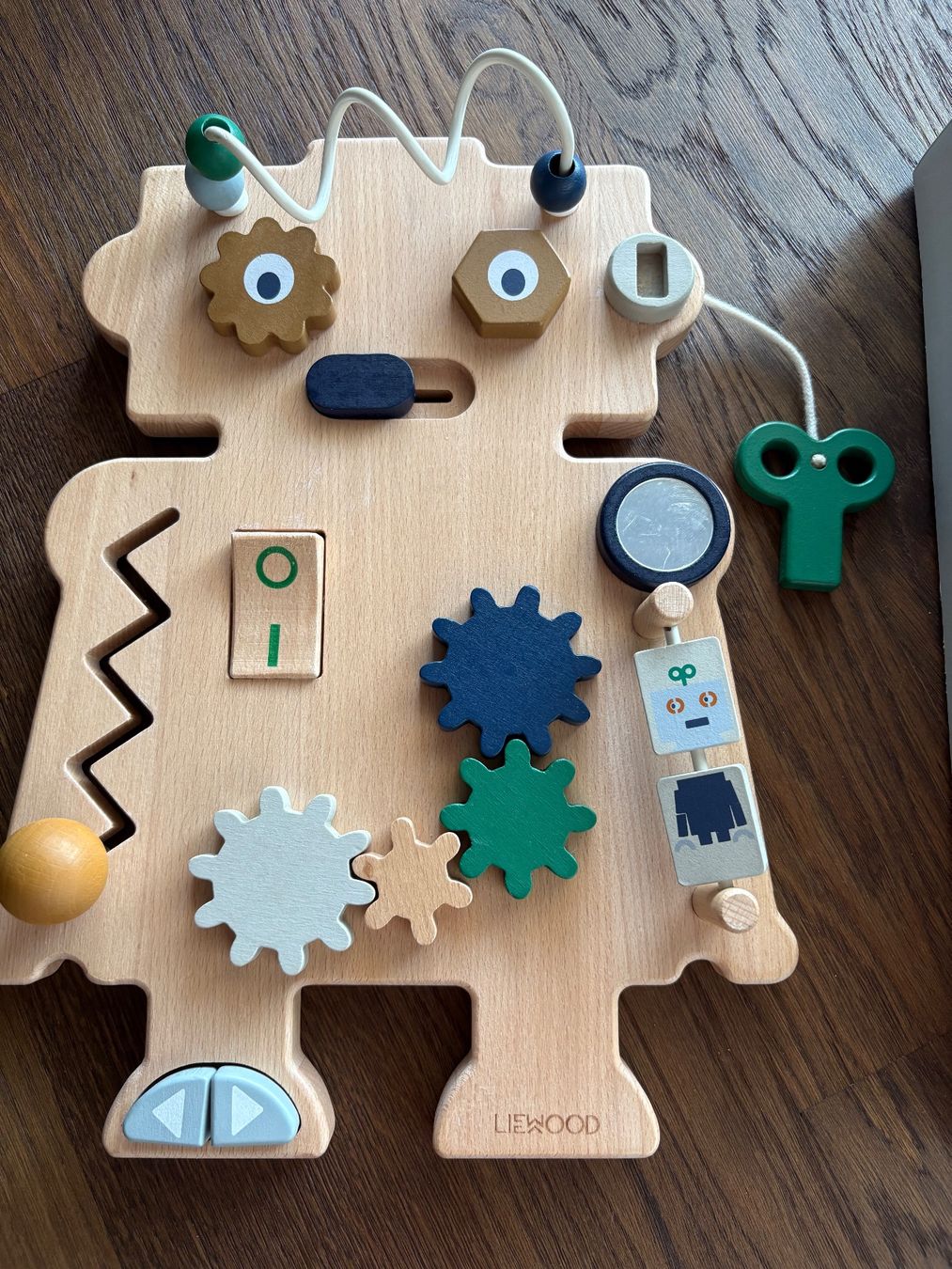Liewood Jouets: Liewood Spielbrett Roboter Holz – D'occasion à Wohlen AG par kissne4 1