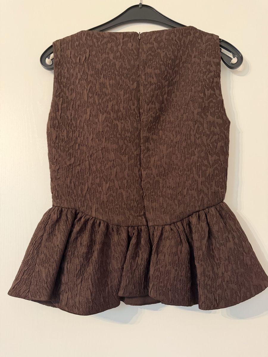 Zara Tops: Top marrone Zara – Neu und originalverpackt aus Muzzano von nat_x9hf 2