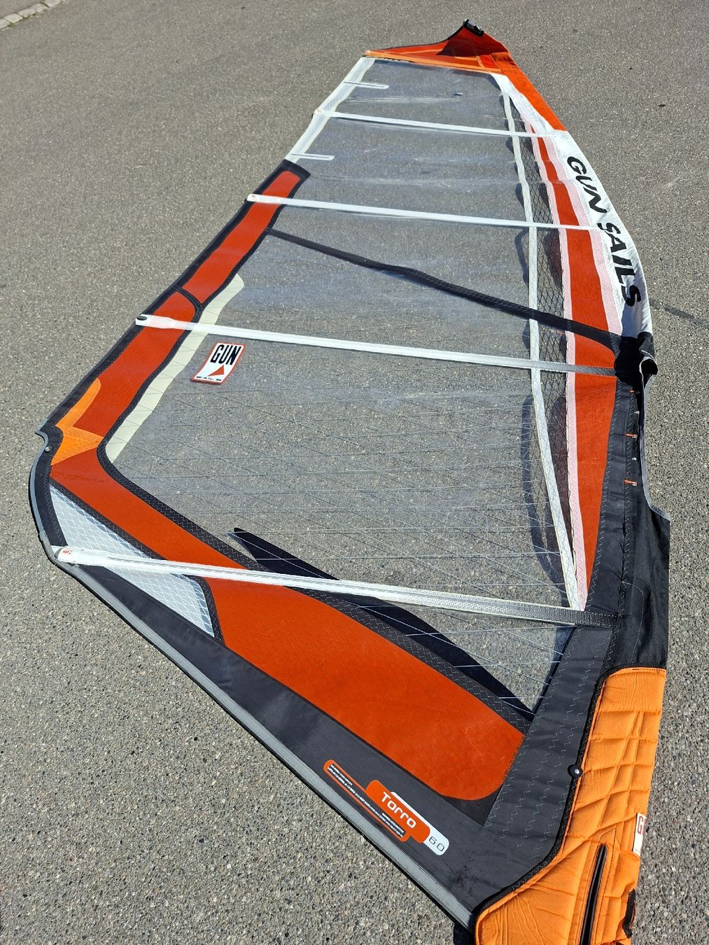 Planches de surf: Tabou Rocket 135 Windsurfboard  – D'occasion à Fällanden par Nmustang 3