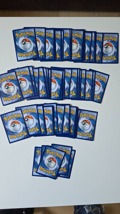 Pokémon Cartes à collectionner: Pokemon Karten Version 189 60Stk. – D'occasion à Niederglatt ZH par giusi_ 1