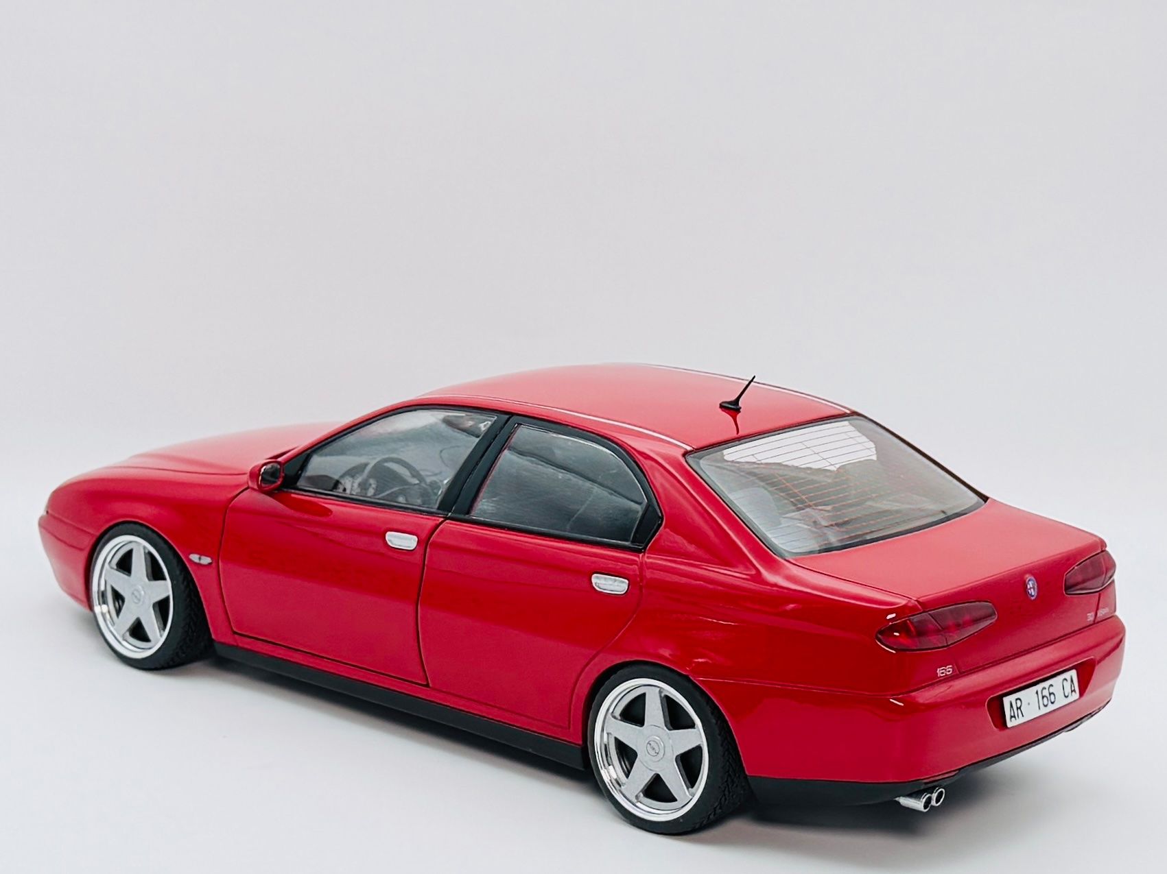 1:18 Alfa Romeo 166 3.0 V6 Mitica AZEV Tuning (Neu und originalverpackt ...