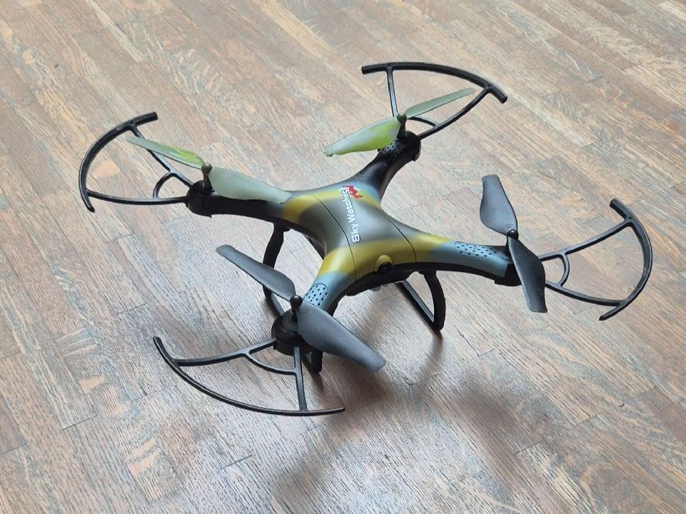 Modellismo RC: Sky Watcher Drohne mit Kamera – Usato da Münsingen venduto da maruzo