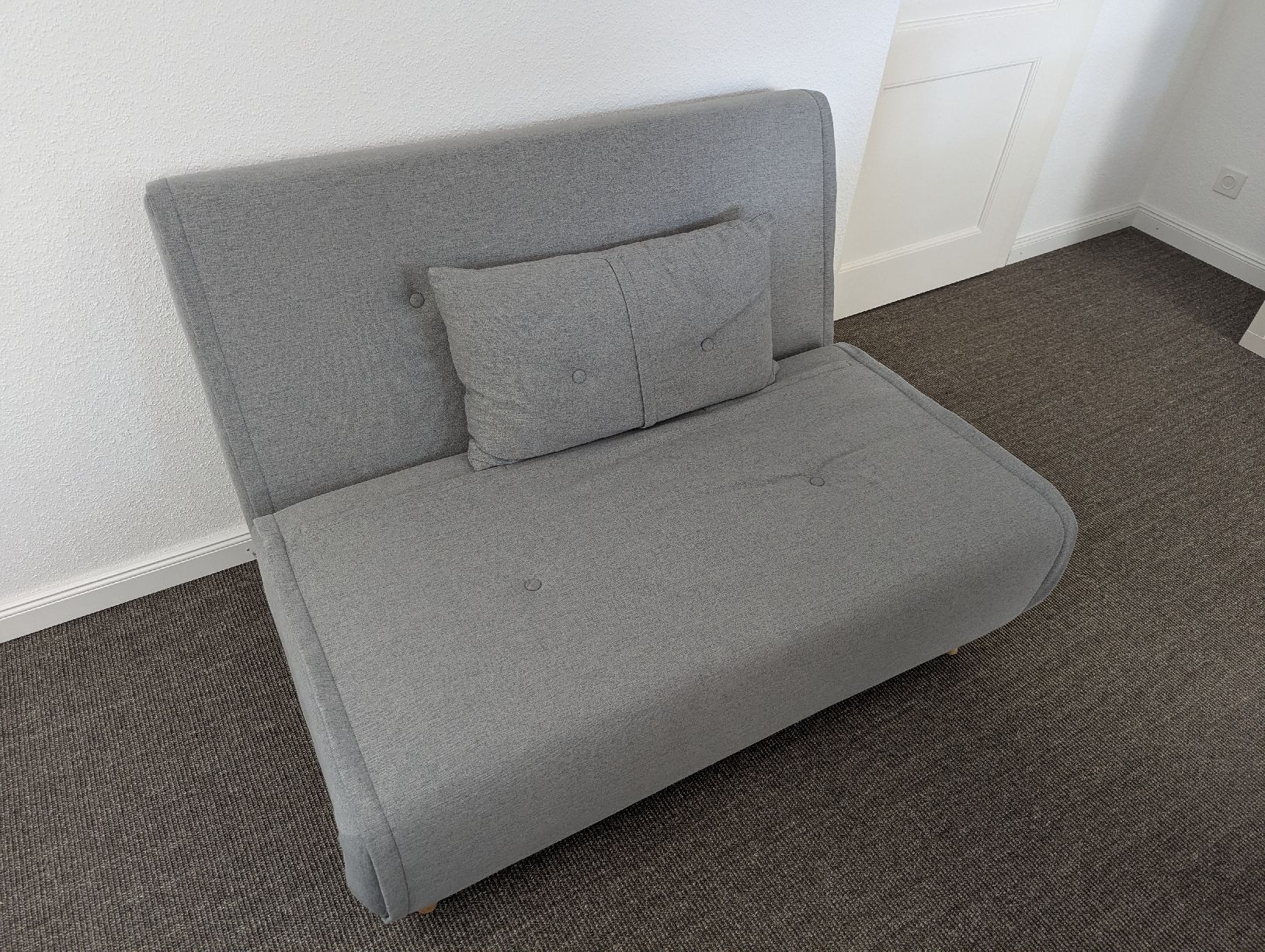 Sofas: Ausklappbares Sofa – D'occasion à Ennenda par moritzschiesser