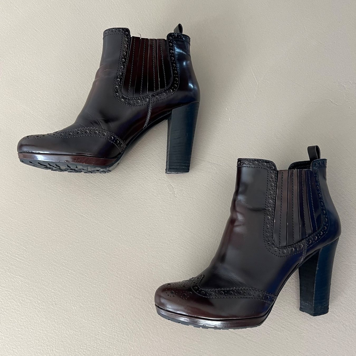 Prada Scarpe da donna: PRADA Stiefeletten – Usato da Zürich venduto da ClosetQueen 1