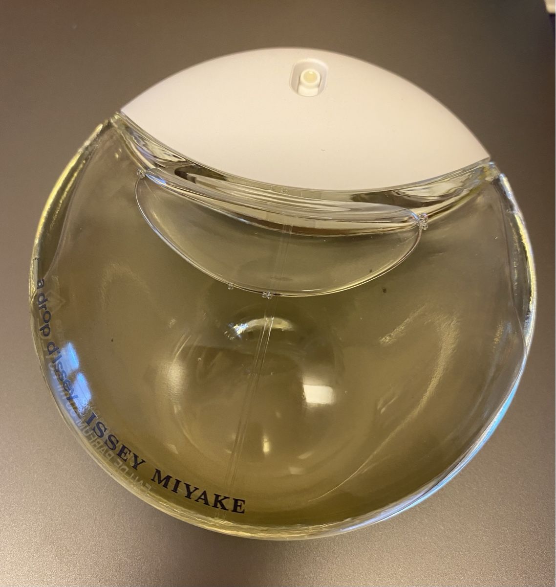 Issey Miyake Profumi & Eau de Toilette: A drop d’Issey – Nuovo e nell'imballaggio originale da Yverdon-les-Bains venduto da fridoline27