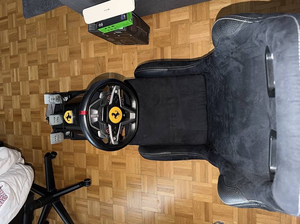 Controller: Playseat Sim Racing + Thrustmaster Ferrari Lenkrad & Pedale – Usato da Horgen venduto da nat_f2bb 1