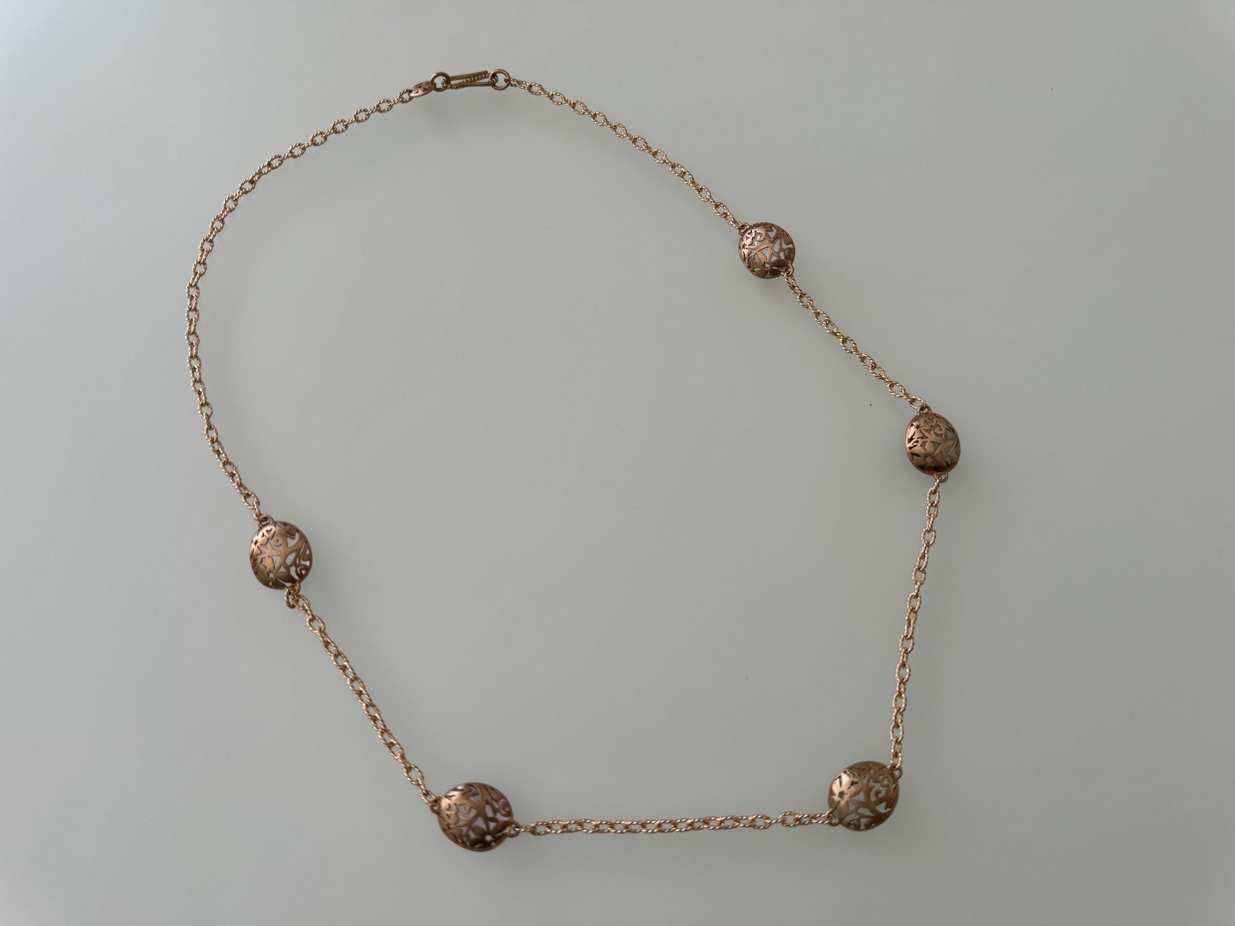 Pomellato Catenine: Long Collier Pomellato Arabesque en Or Rose Mat – Nuovo (secondo la descrizione) da Geneve venduto da iBest 3