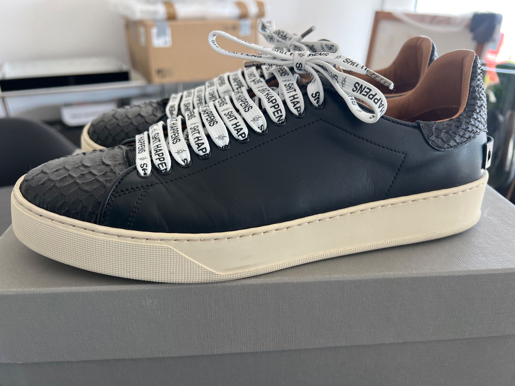 Herrenschuhe: Fabrice Tardieu Sneakers - Size 43 - Worn Once – Gebraucht aus Oberägeri von rus_7vhx 1