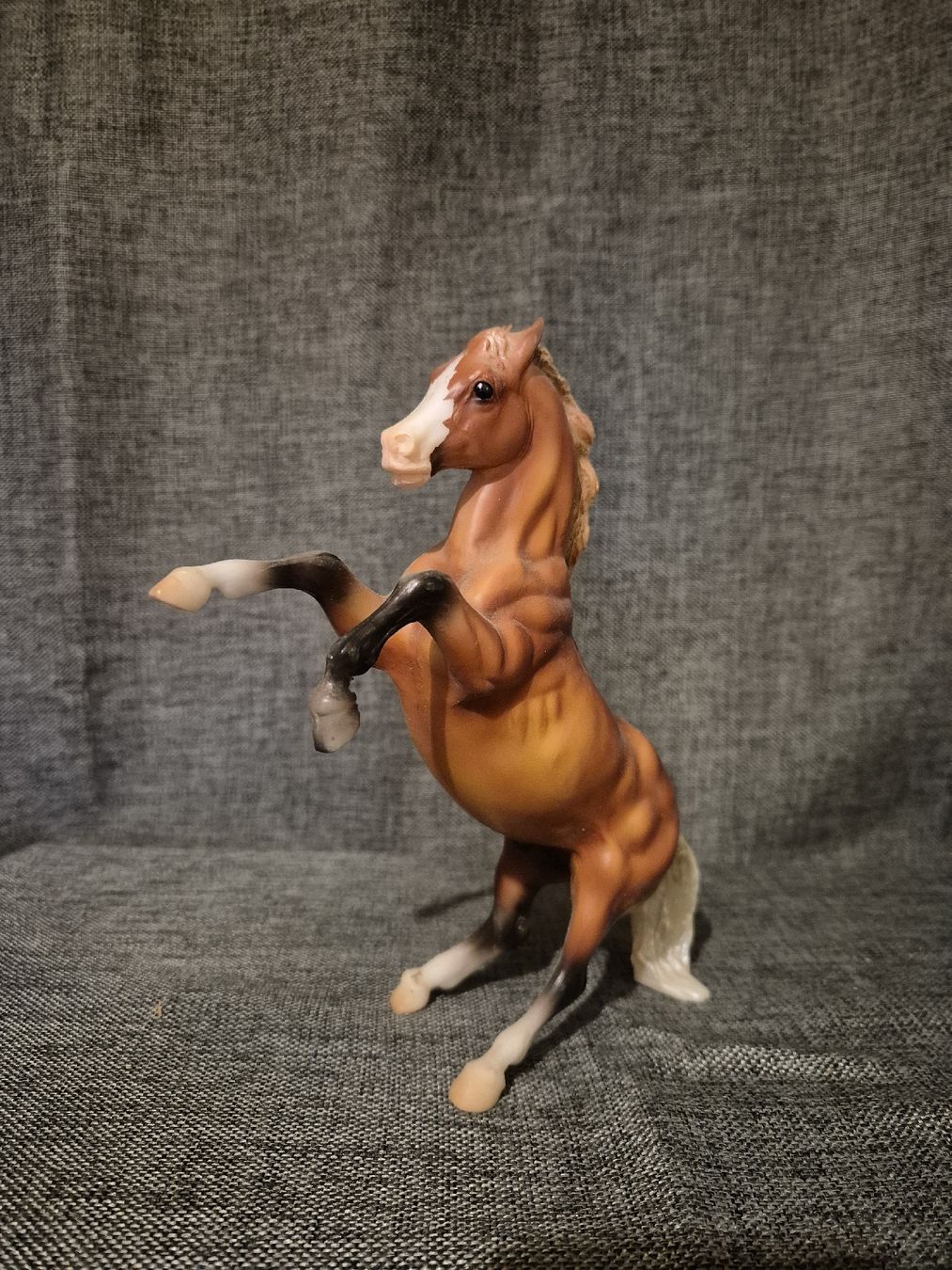 Statuette: Breyer Classic – Usato da Meggen venduto da Orrinka20
