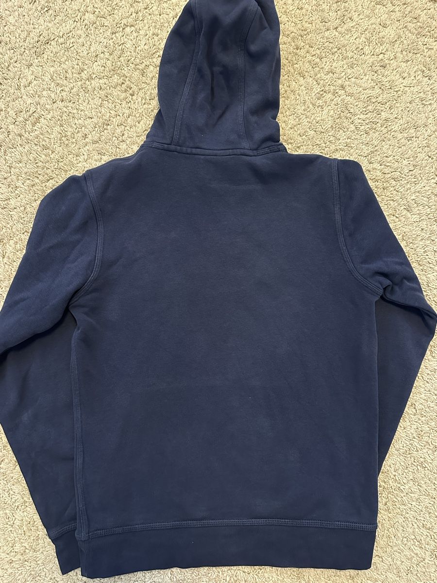 Nike Pulls & Sweat-shirts: NIKE Pullover (S) – D'occasion à Walchwil par Ser_y8w5 1