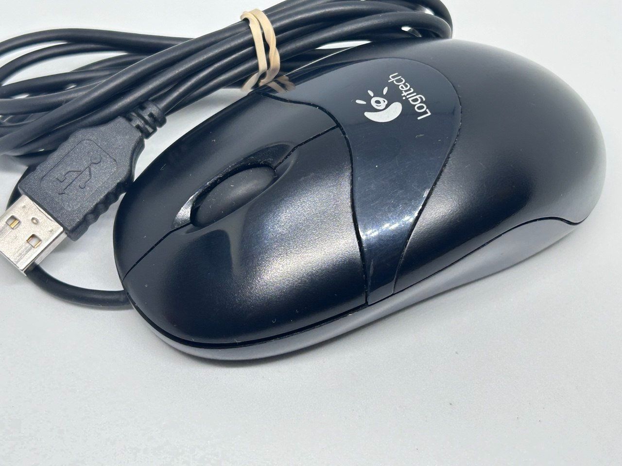 Logitech Mouse: Logitech Optical Mouse M-BT96a - USB – Usato da Giubiasco venduto da LorisVale 1