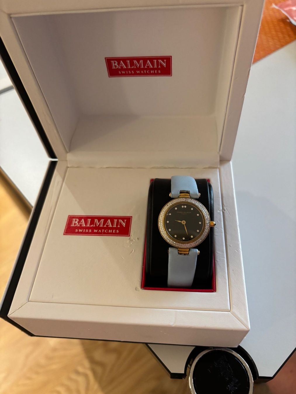 Balmain Montres: Hellblaue Pierre Balmain Damenuhr – Neuf (Voir description) à Unterengstringen par Rso0