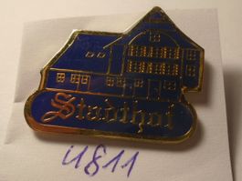 1 Stadthof Pin (U811)