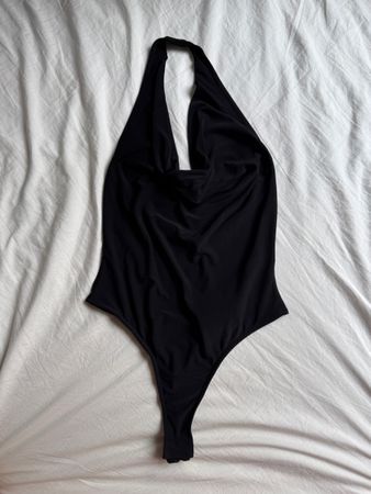 Body NEU bershka S