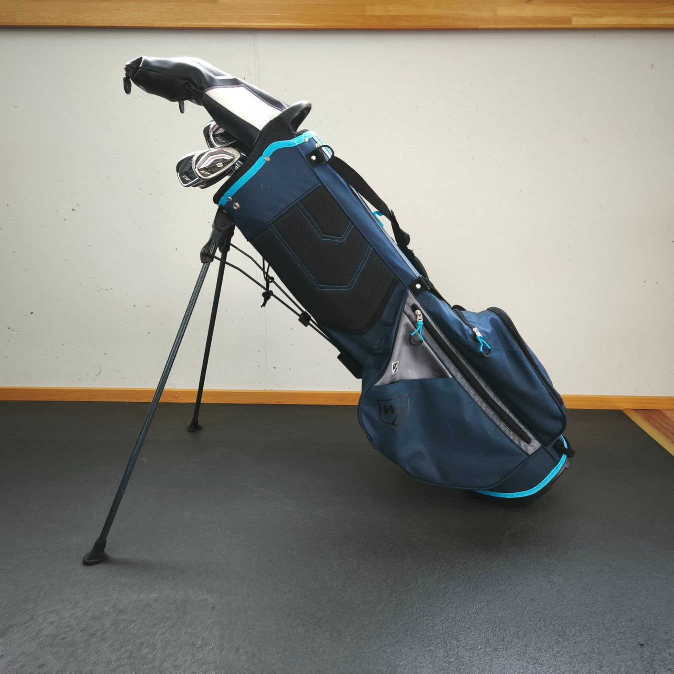 Wilson Mazze & Set: Golf Set mit Standbag - Willson Damen – Usato da Oberbüren venduto da dschiniva13