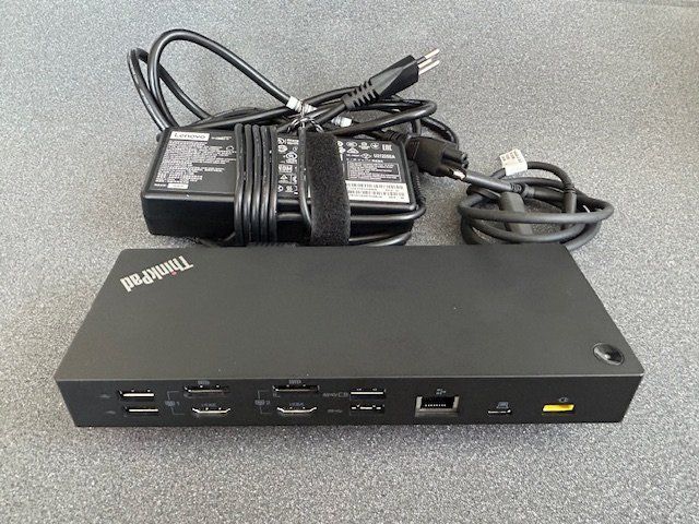 Lenovo Docking station: Lenovo ThinkPad Docking Station 40 AF Hybrid USB-C – Usato da Spiez venduto da fikus69 1