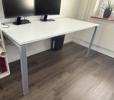Hochwertiger Schreibtisch - Bürotisch 160 x 80 cm
