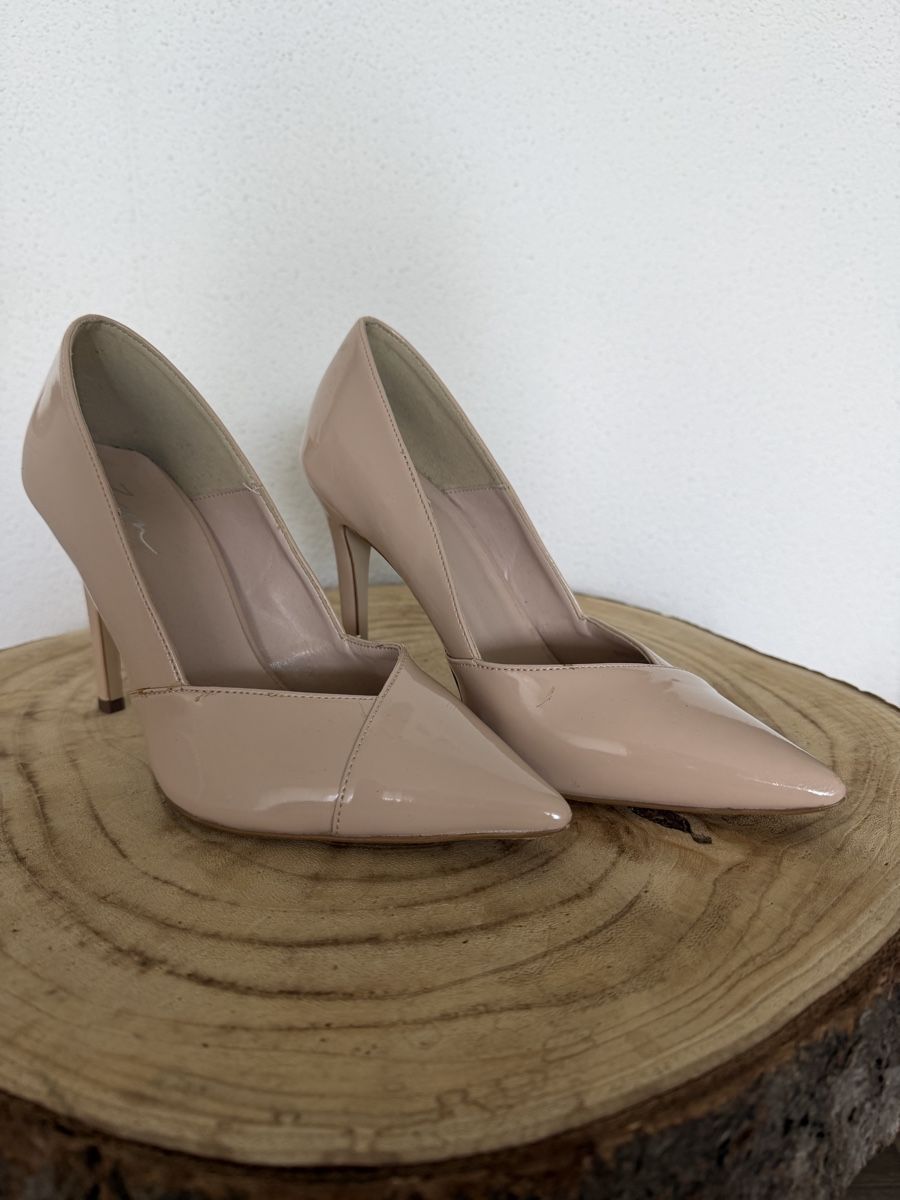 Scarpe da donna: Zign Nude Lack Pumps Gr. 37 – Nuovo (secondo la descrizione) da Hägglingen venduto da Raff_Ella