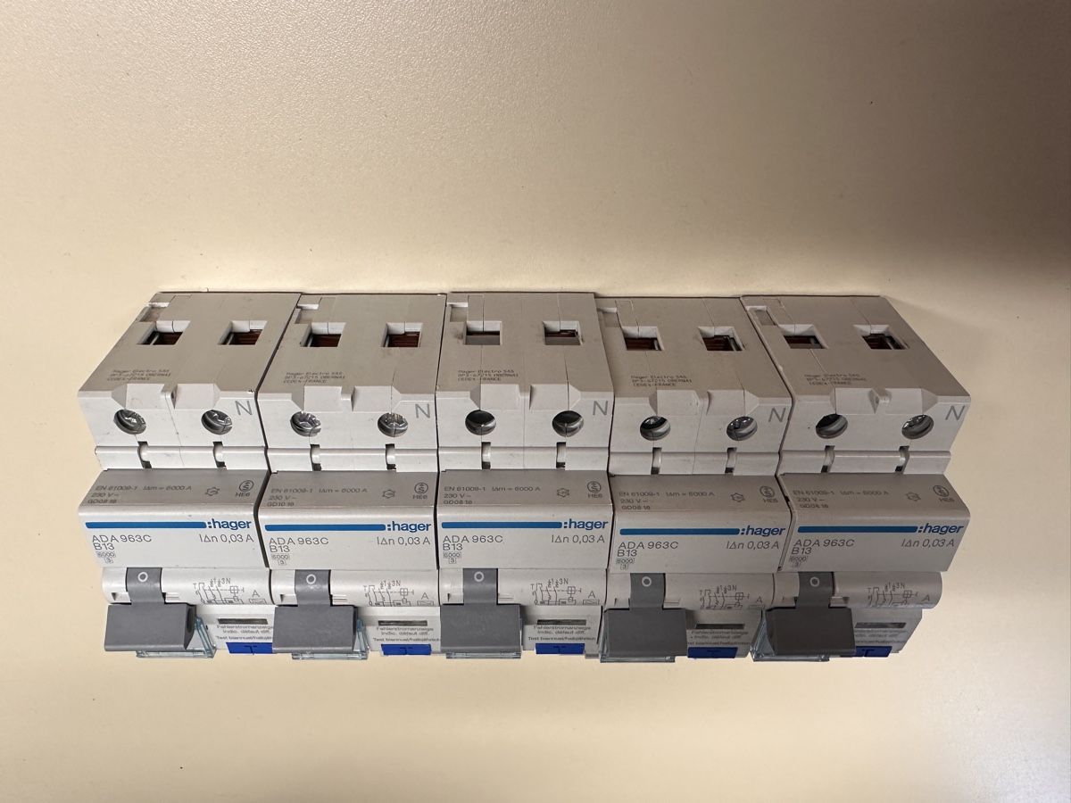 Hager Composants électroniques: Hager FI-LS ADA 963C B13A 30mA – Neuf (Voir description) à Oberdorf NW par dingdong87 2
