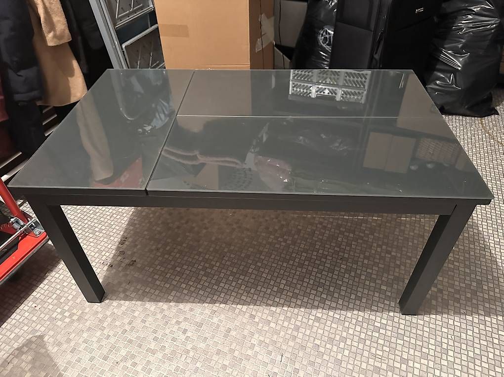 Tische: Tisch aufklappbar – Gebraucht aus Frick von nar_8r8h