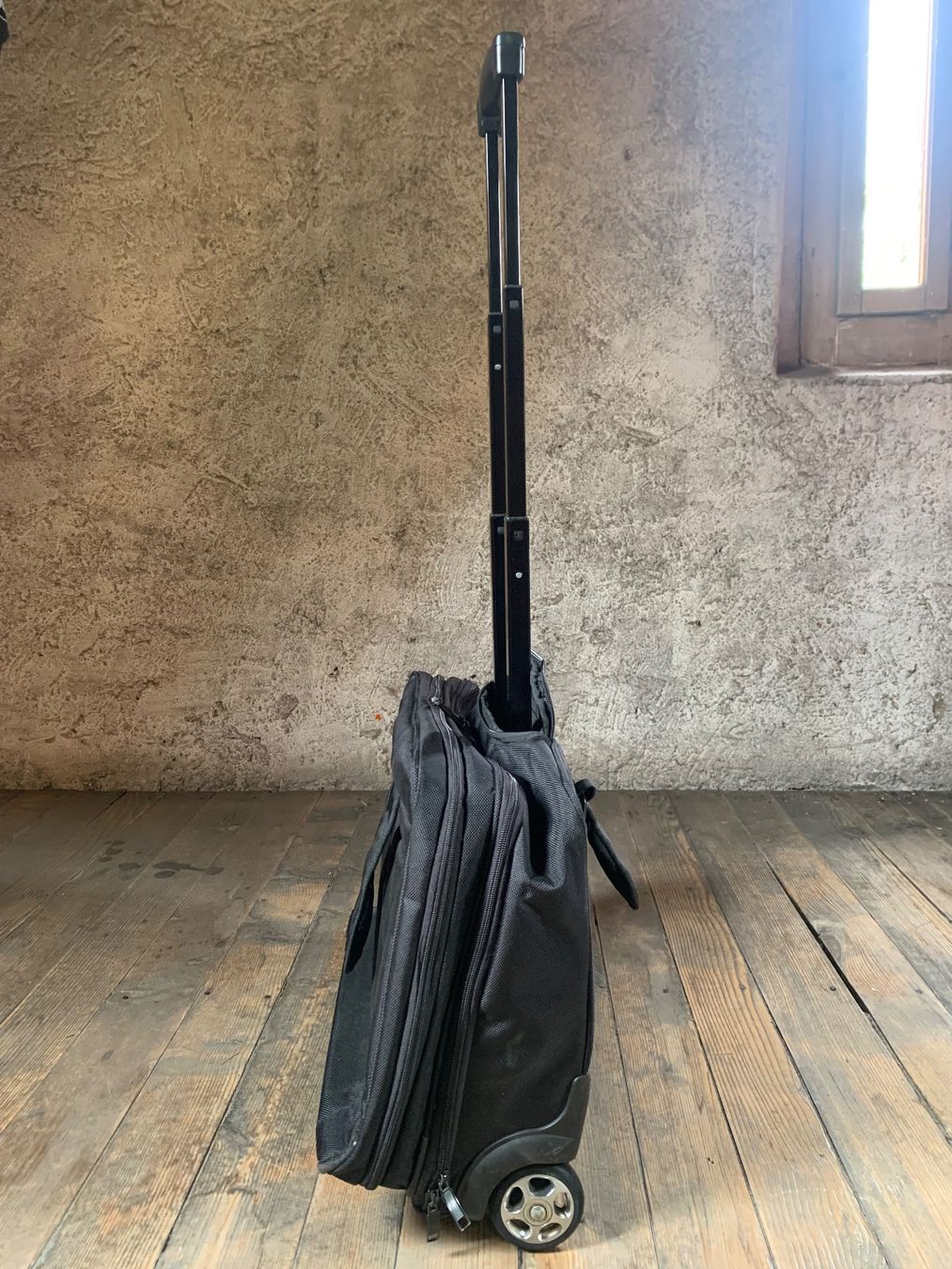 Valises & Sacs: Businesstasche Trolley – D'occasion à Zürich par f_m_fqv6 2