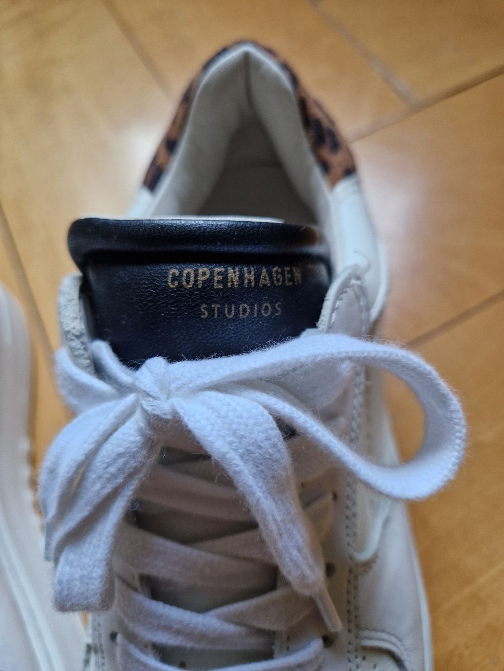 Copenhagen Scarpe da donna: Copenhagen Studios Sneaker Gr. 38 Weiss Leopardenmuster – Usato da Innerberg venduto da Noe25 2