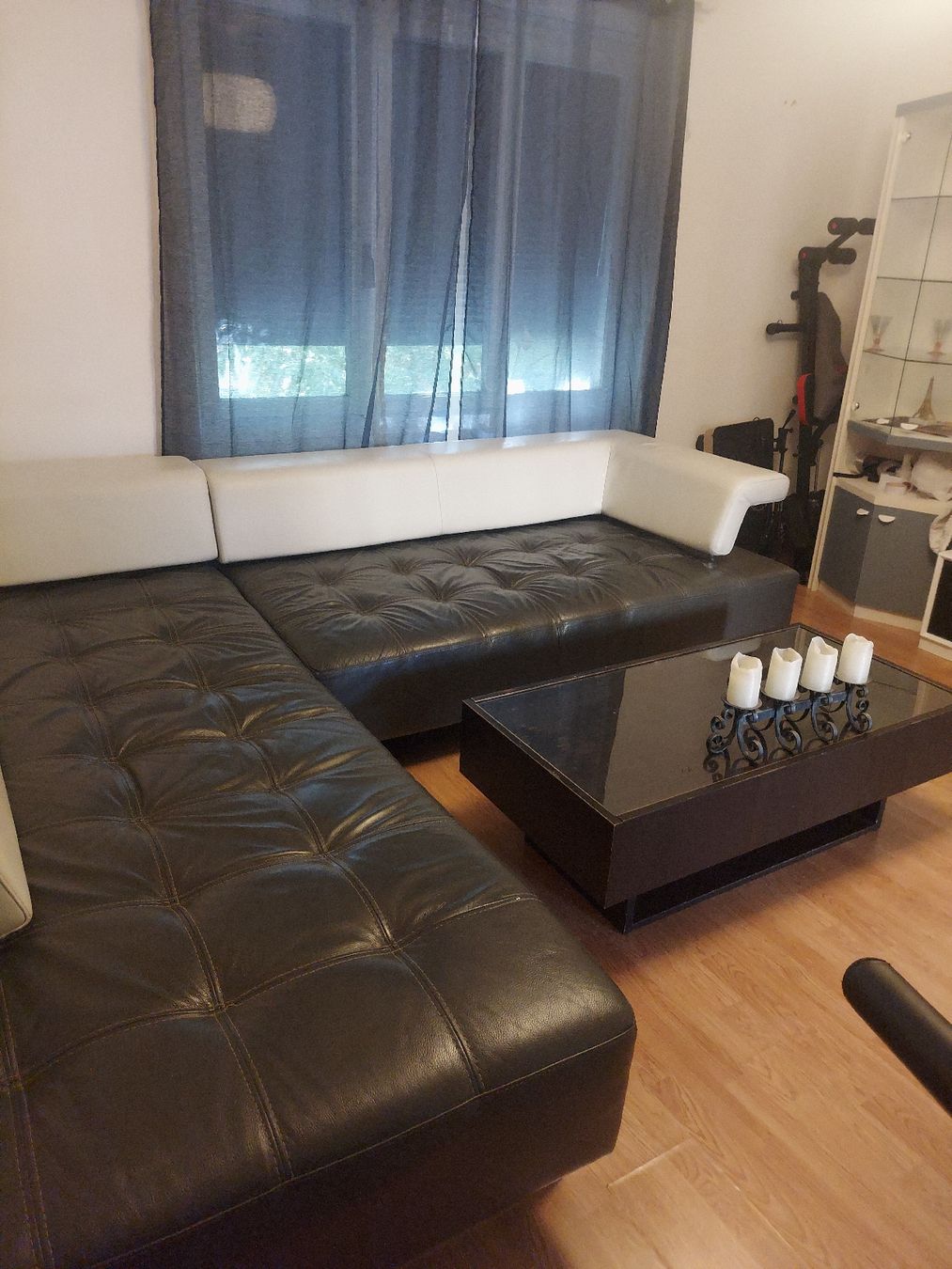 Divani: Ecksofa Leder – Usato da Biel/Bienne venduto da mas_fx95 2