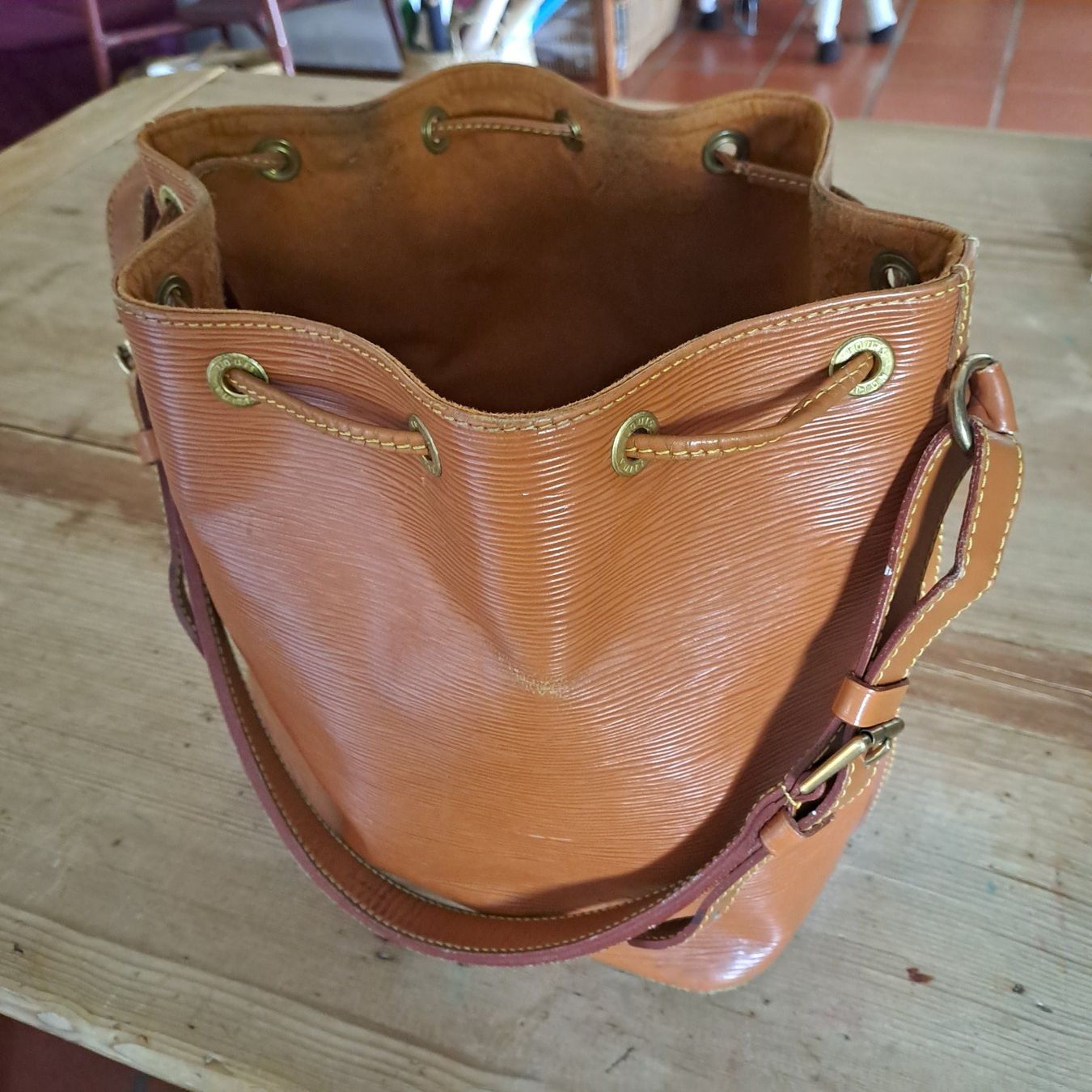 Louis Vuitton Borse da donna: Louis Vuitton Petit Noé – Usato da Ossingen venduto da Schaffhausen333 3