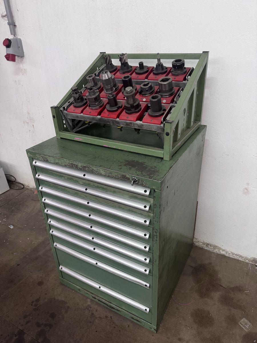 Lista Armadi: Lista Werkzeugschrank mit inhalt – Usato da Fiesch venduto da sch_tl8b 1