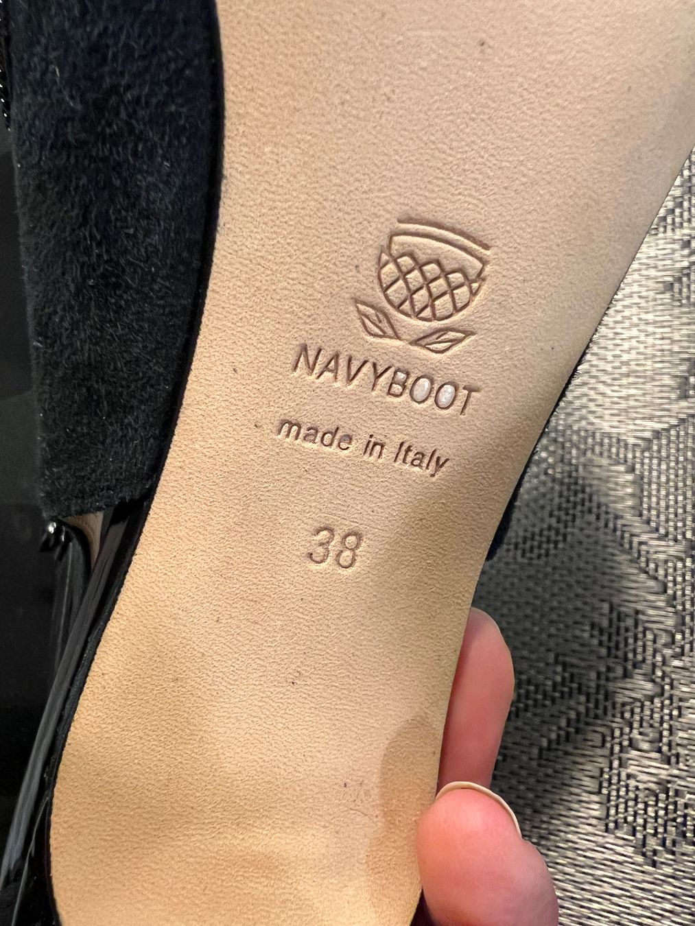 Navyboot Scarpe da donna: Navyboot Pumps Leder schwarz Gr. 38 Edel – Usato da Cham venduto da Anazens61 5