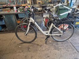 bicicletta elettrica marca Leopard 