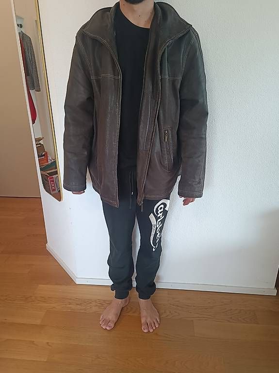 Vestes: Lederjacke  – D'occasion à Grosswangen par luc_6w5b 3
