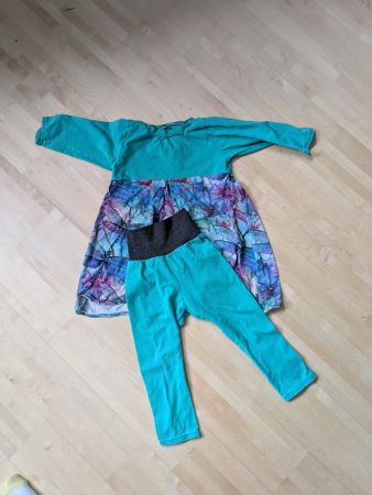 1x Röckli mit Leggins Gr. 86