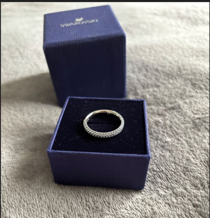 Swarovski Bagues: Bague Swarovski - taille 55 – Neuf avec emballage d'origine à Onex par ile_sf9n