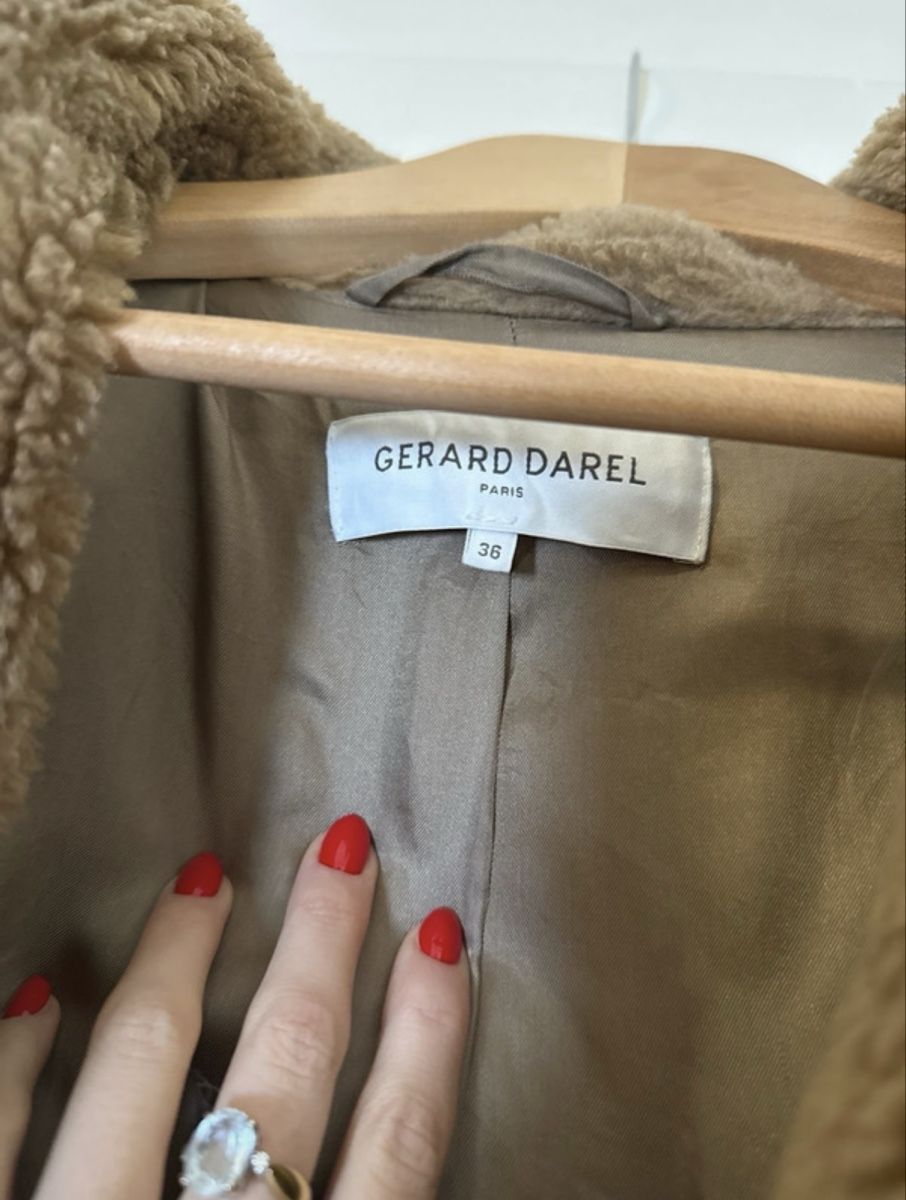 Gérard Darel Cappotti: Gerard Darel Teddy Bear Coat, Size 36, Warm Winter! – Usato da Zürich venduto da alessandra97_ 2