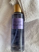 Vivtoria's Secret Midnight Bloom 250ml Fragance Mist / NEU