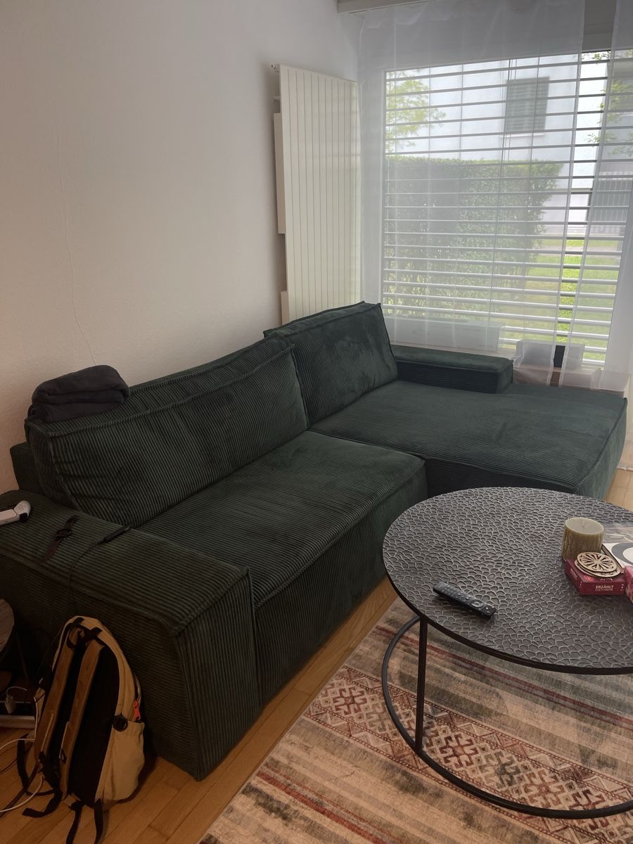 Divani: Ausziehbares dunkelgrünes Sofa / Couch – Usato da Kreuzlingen venduto da qos_99wt