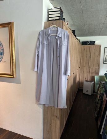 Lange BOSS/Hugo Boss Designer Jacke in Flieder Gr. 38
