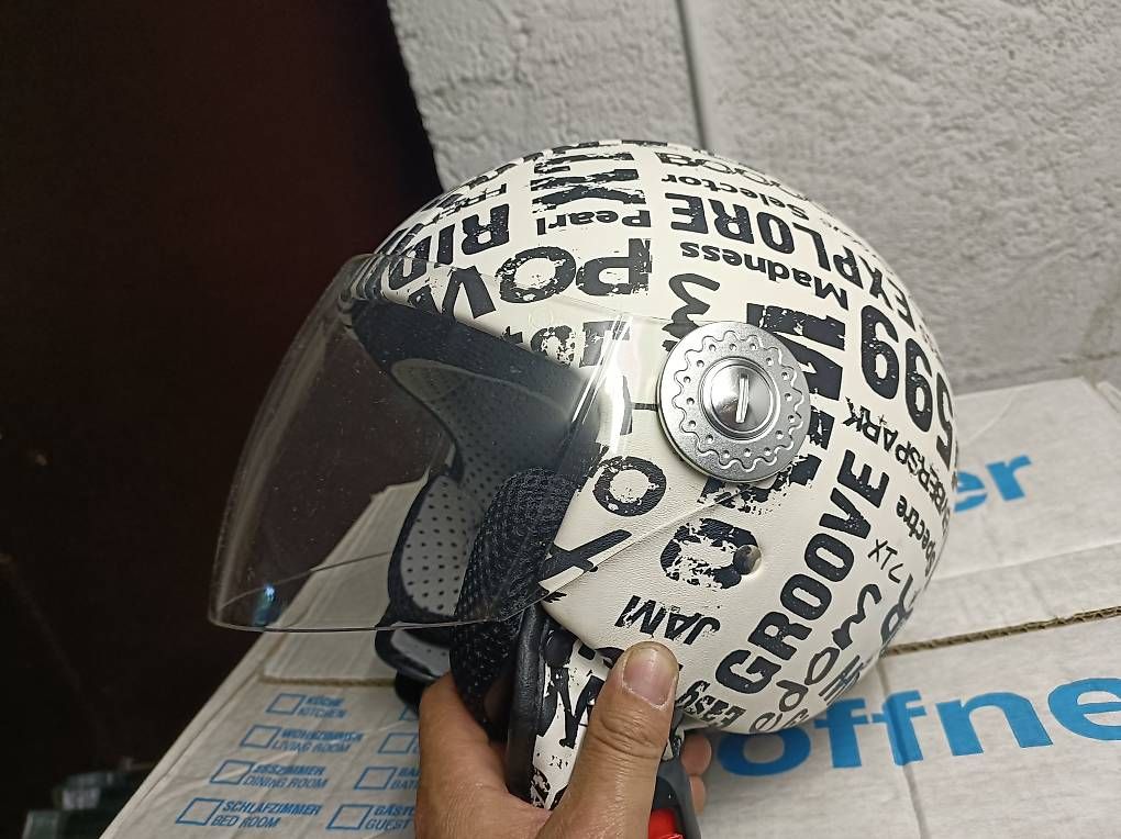 Helme & Visiere: Lardini Limited Edition Jethelm mit Visier  – Gebraucht aus Steckborn von AusbilderLoretzGmbH 1