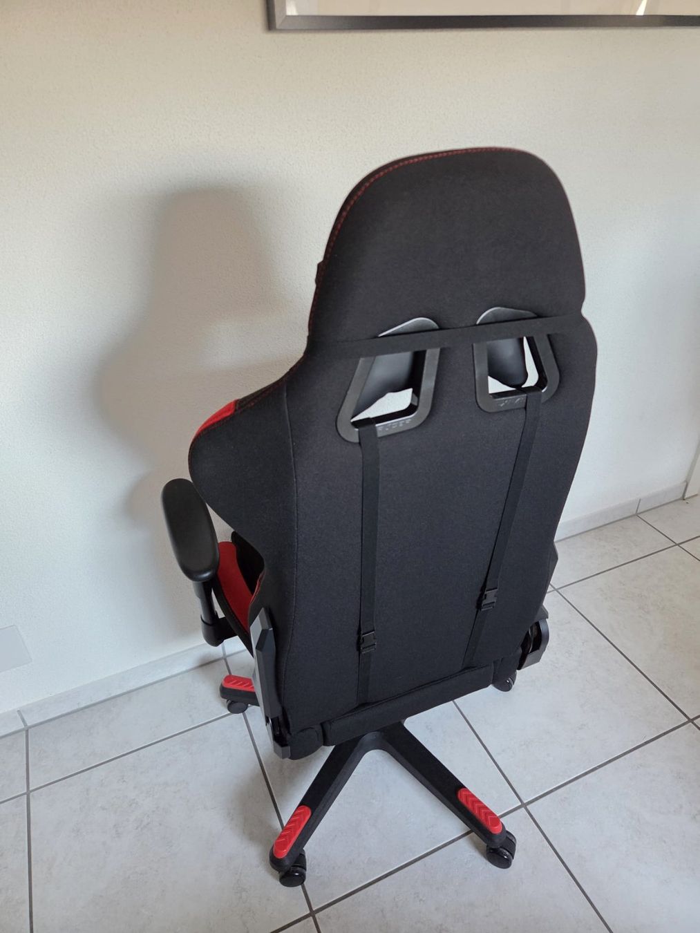 DXRacer Stühle: DXRacer Formula Schwarz/Rot – Gebraucht aus Baar von luca.sismondi 2