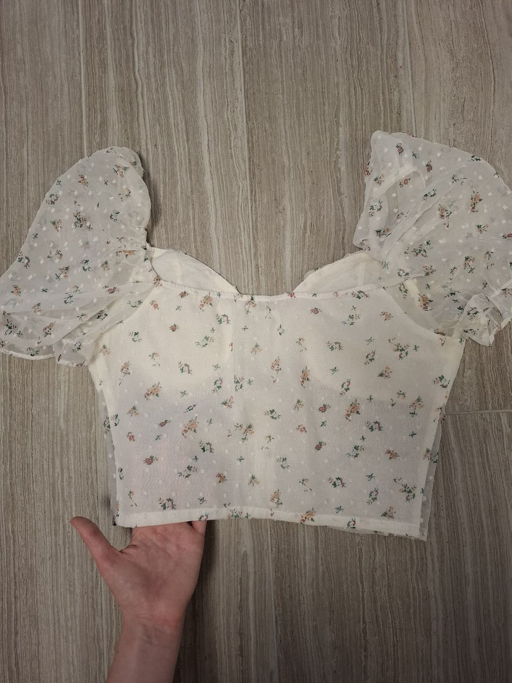 Shein Top: Top blanc avec fleurs – Usato da Ecublens FR venduto da ame_y8tq 1