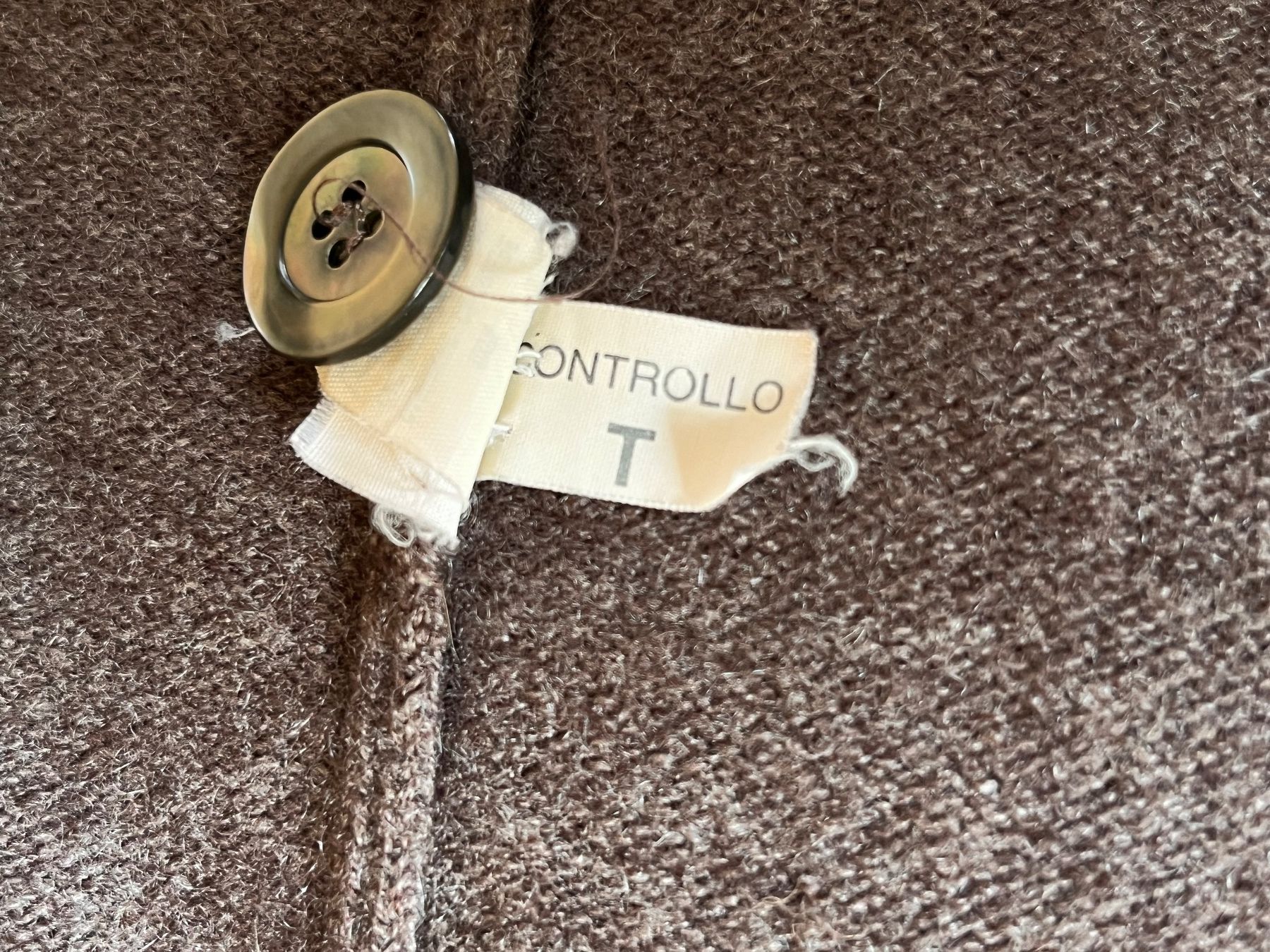 Brunello Cucinelli Cappotti: Brunello Cucinelli Cashmere Cardigan – Usato da Alpnachstad venduto da Hallo_22 2