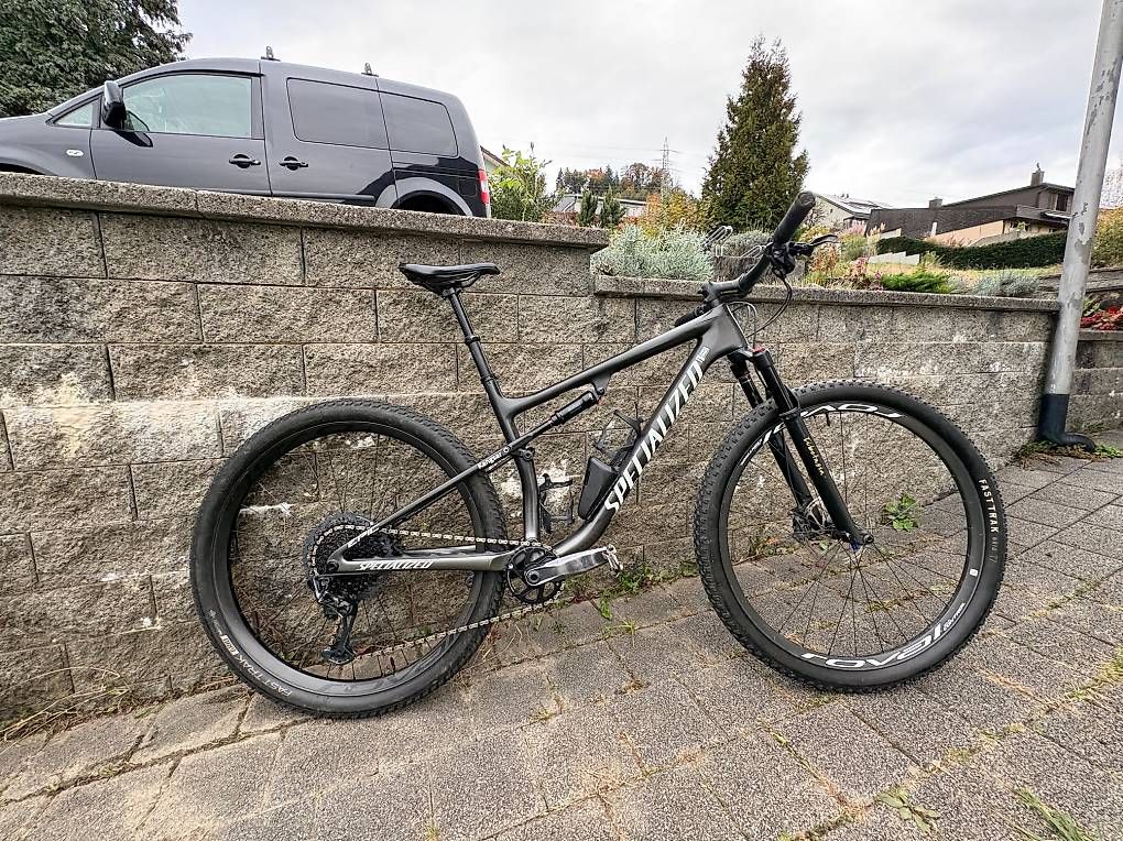 Specialized Biciclette: Specialized Epic Expert 2023 L – Usato da Schmerikon venduto da fed_nb9l