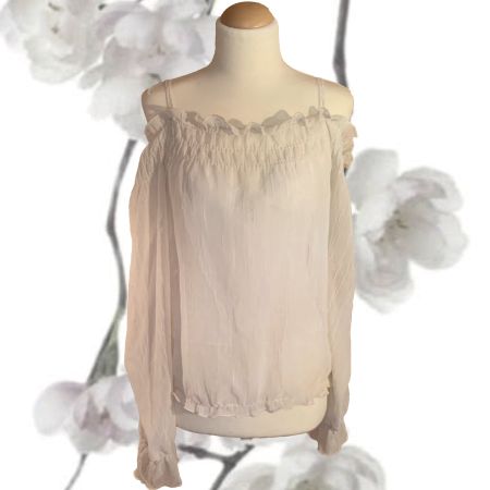 Transparente, schulterfreie, weiße Bluse/Top im romantischen