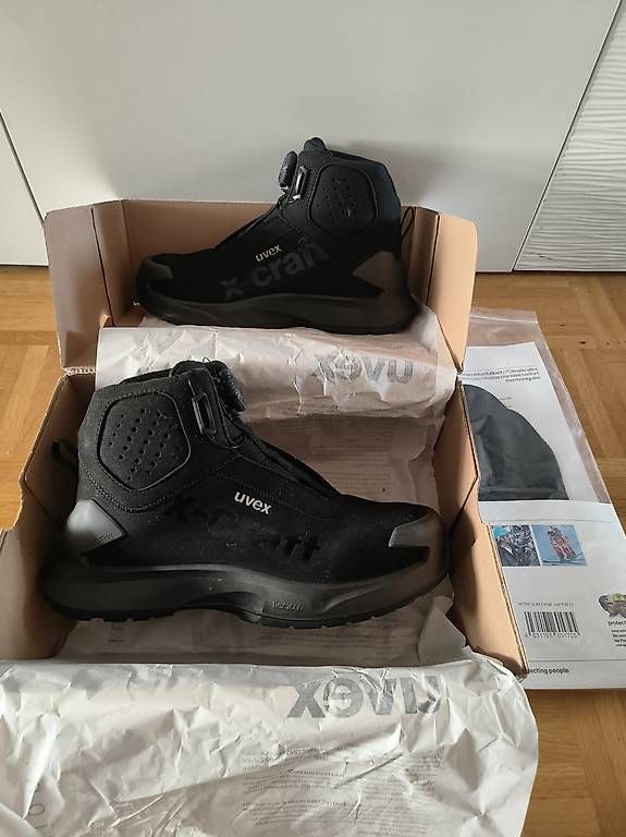 Scarpe da uomo: Sicherheitsschuhe Uvex x-craft gr.43 – Usato da Altstätten SG venduto da popeskov 2