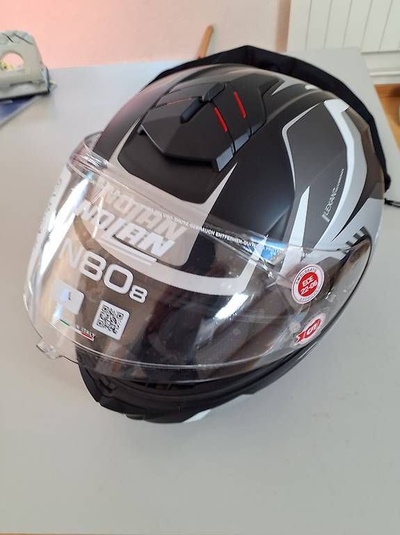 Caschi & visiere: Helm Nolan Neu – Nuovo e nell'imballaggio originale da Biel/Bienne venduto da globsru 2