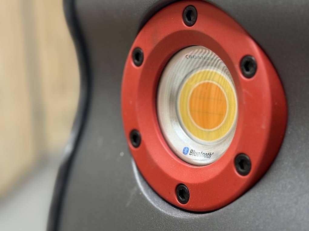Tutti gli attrezzi: Ensemble SCANGRIP Multimach 3 + trépied mobile + chargeur – Usato da Renens VD venduto da oli_g9xj 4