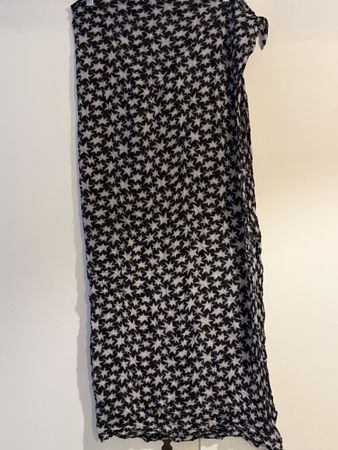 Sciarpa fantasia stelle 118cm - perfetta per l'autunno!