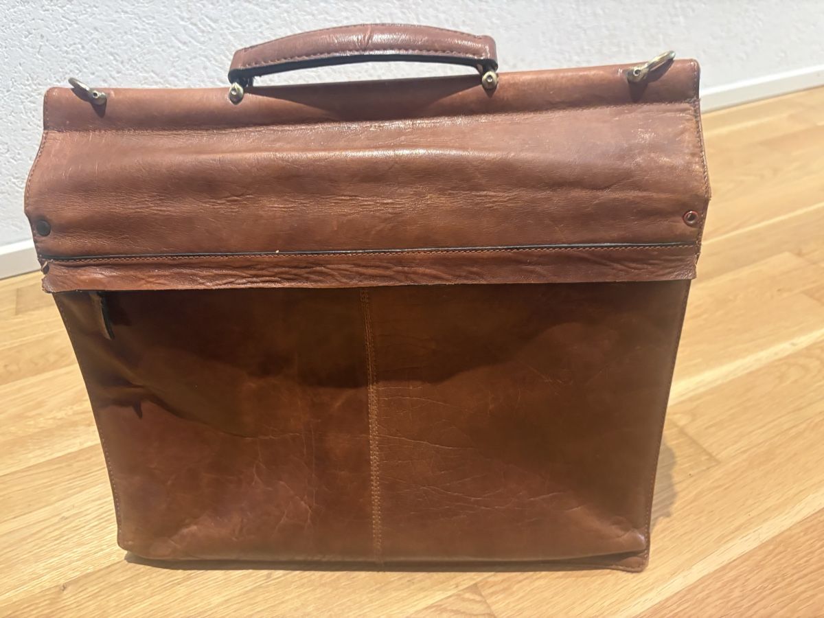 Valigie & Borse: Hochwertige Leder Aktentasche – Usato da Basel venduto da Just_Me80 2