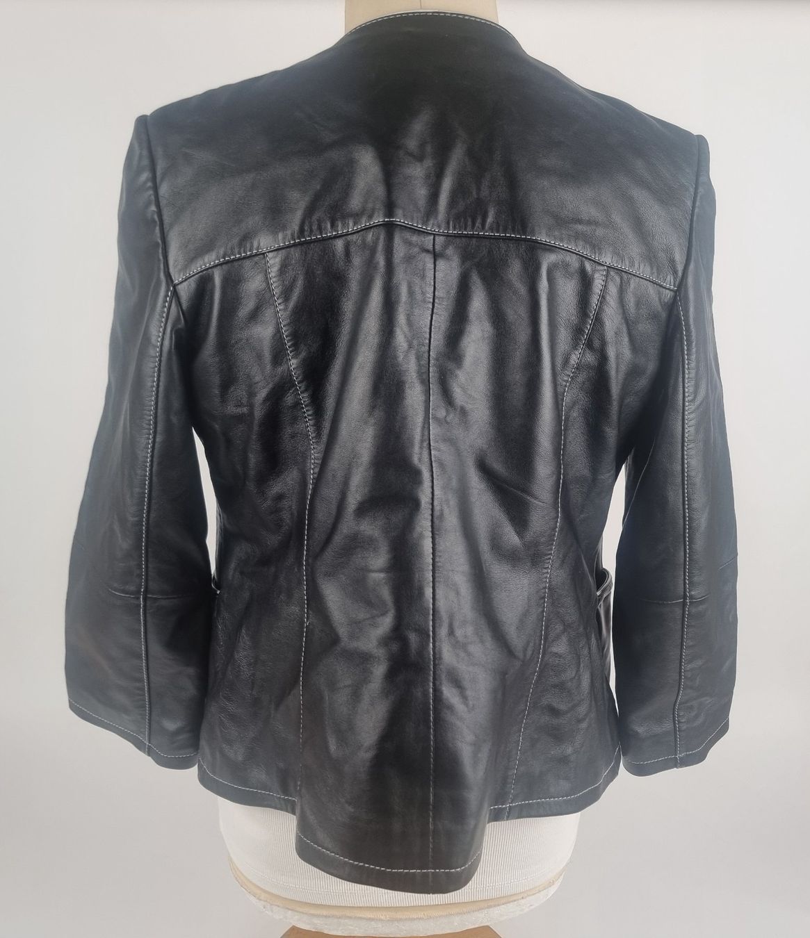 Giacche: Lederjacke echt Unisex – Usato da Urtenen-Schönbühl venduto da Restwert_Schoenbuehl 1